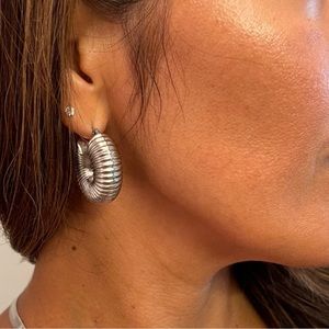 Elsie Puffy Hoop Earrings